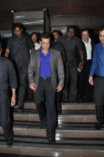 Salman Khan at Abhinav & Ashima Shukla wedding reception in Taj Land_s End, Bandra, Mumbai on 16th Dec 2012 (110).JPG